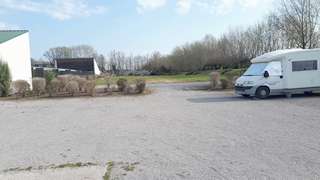 aire de moussy le neuf